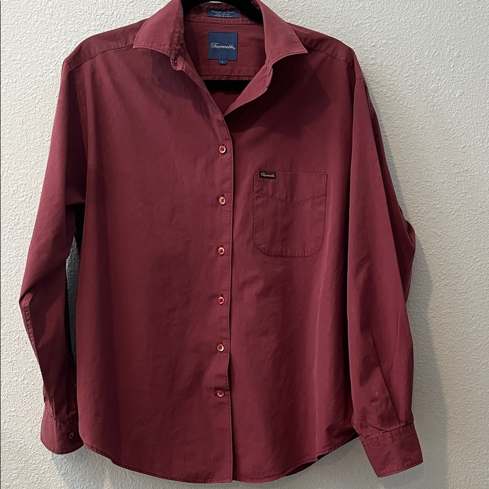 Vintage Faconnable plum color Button-Down woman’s Shirt 
100% cotton
Sz L